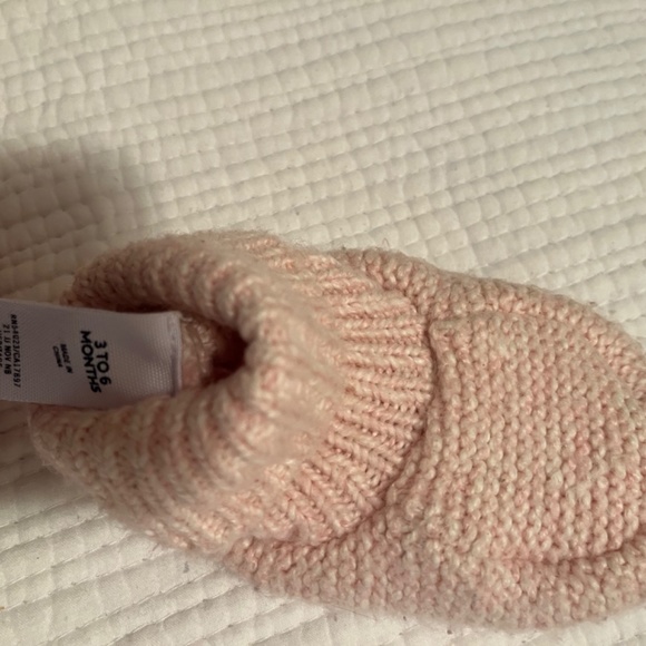 Janie and Jack pink knit bootie 3-6mo - Picture 4 of 5